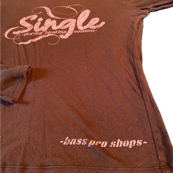 Bass Pro  100% cotton T-shirt, “single during hunting season” brown pink… - Picture 3 of 8